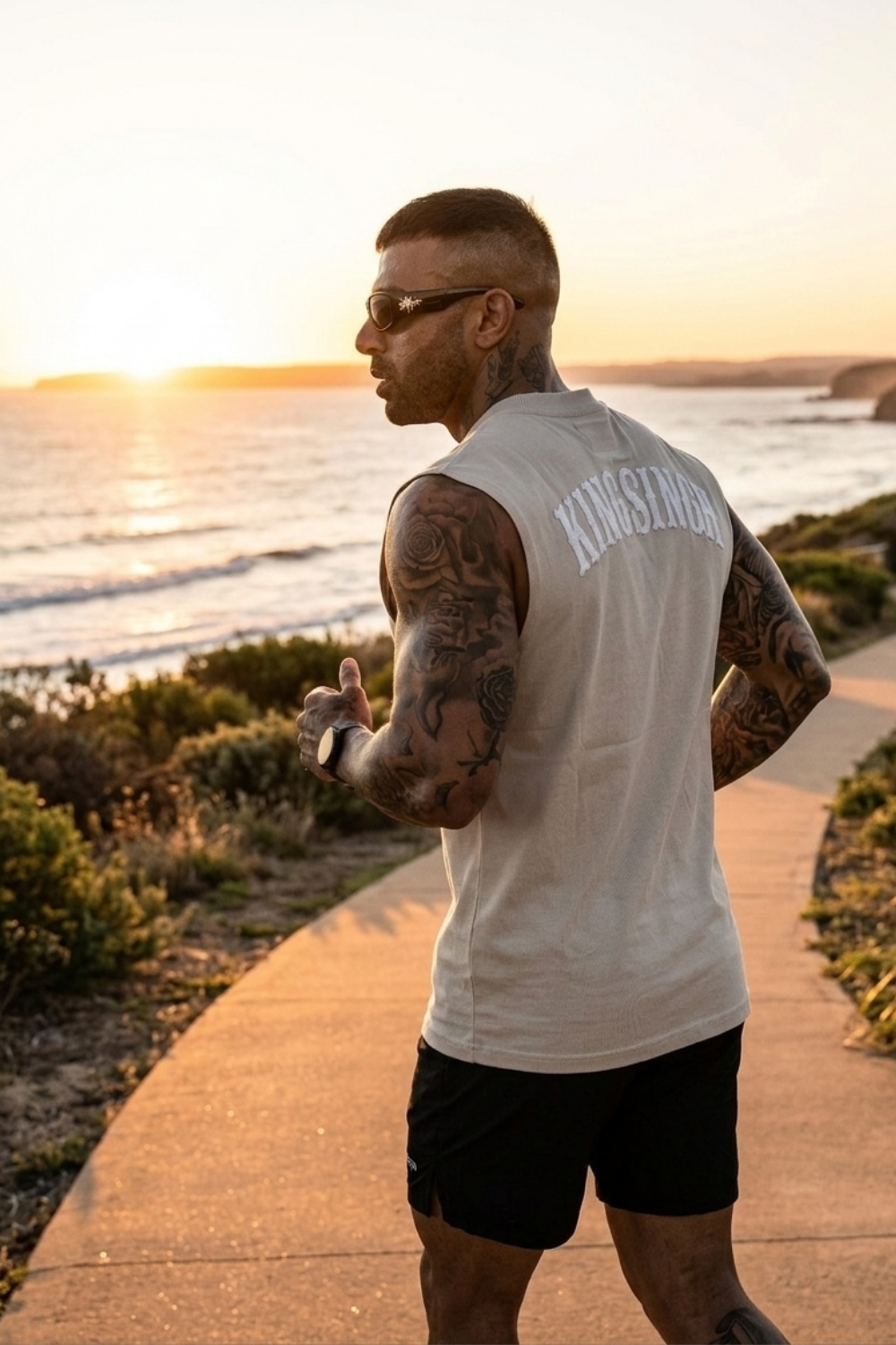 Heavyweight Tank Top– King Mode - GYM Edition - Faded Ivory