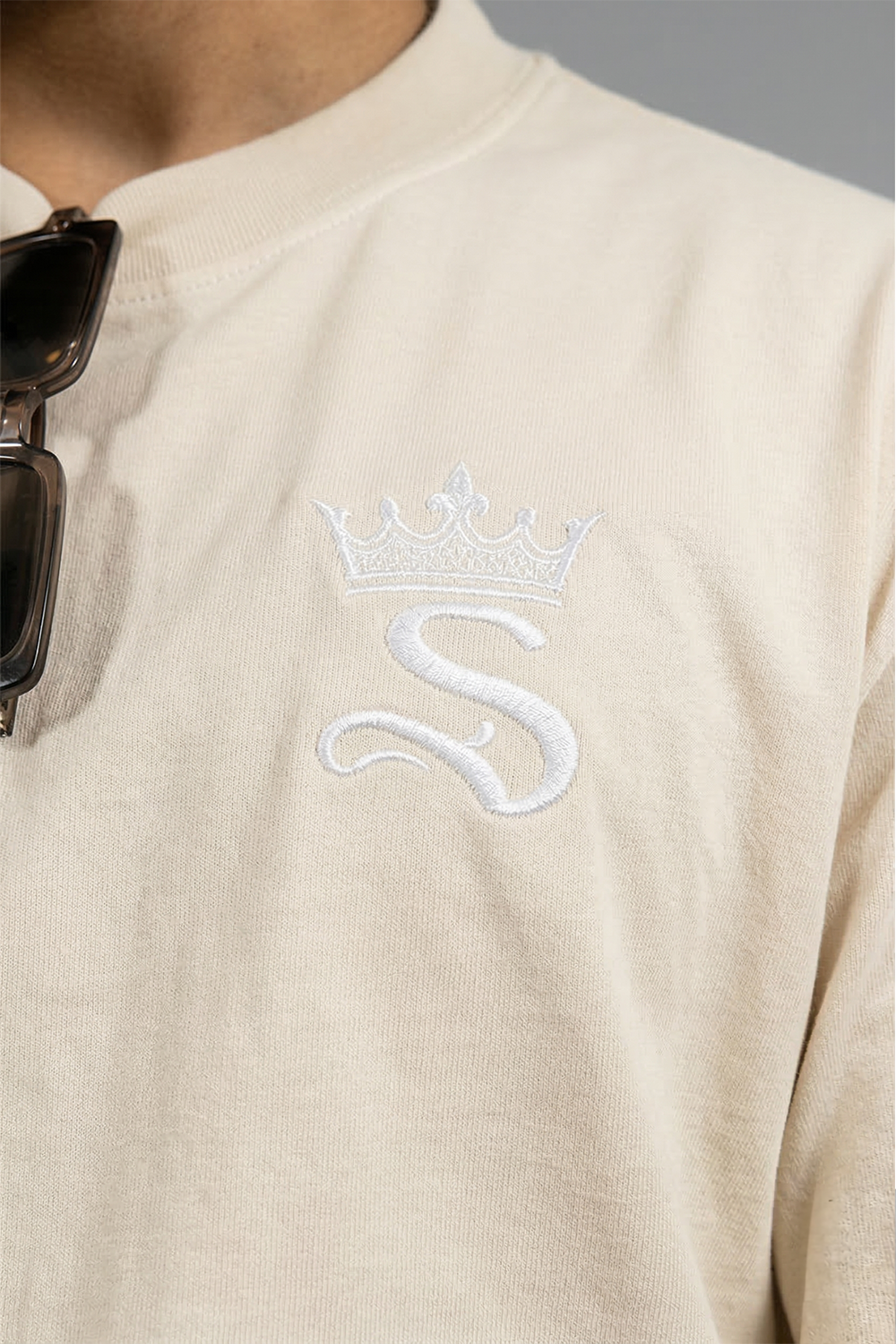 Premium King’s Crowned Oversized Tee – Ivory Sand